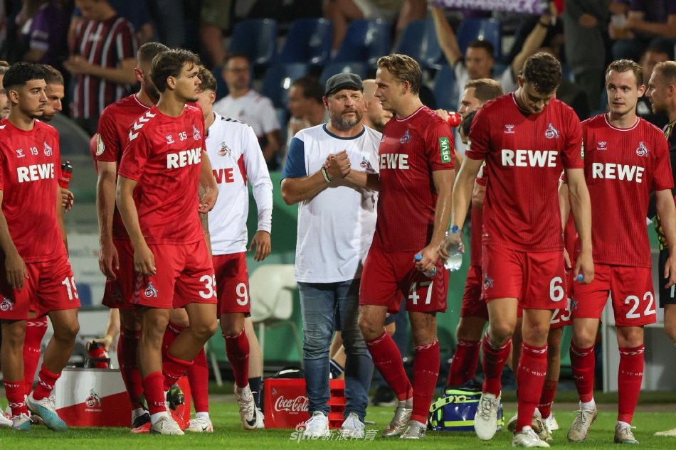 的比赛中展 的比赛中展