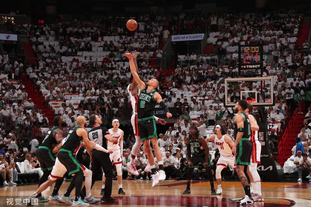 赛的赛场上 赛的赛场上