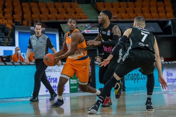 依赖外援的 依赖外援的